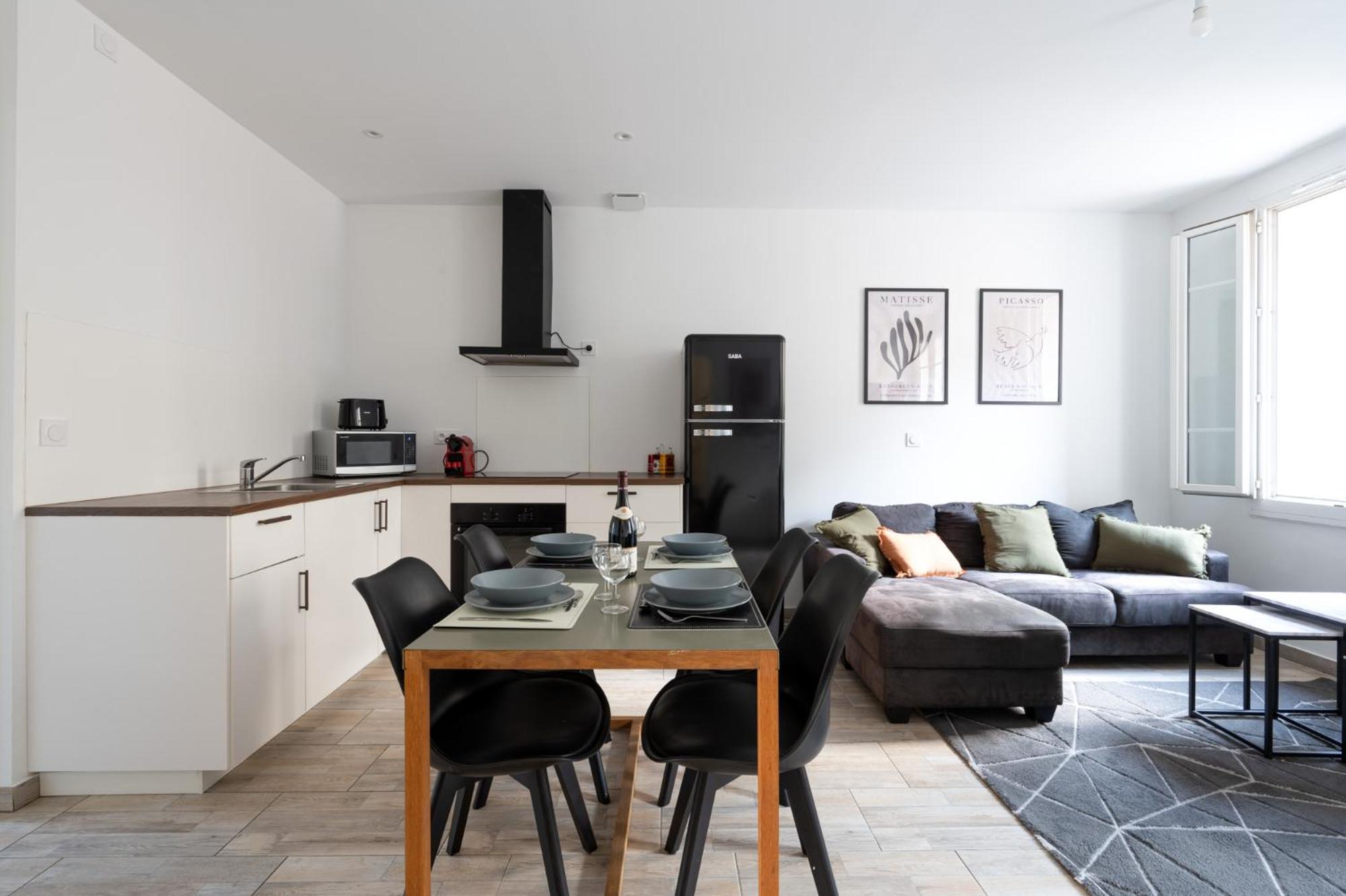 Superbe Appartement Proche Gare Тулон Екстериор снимка